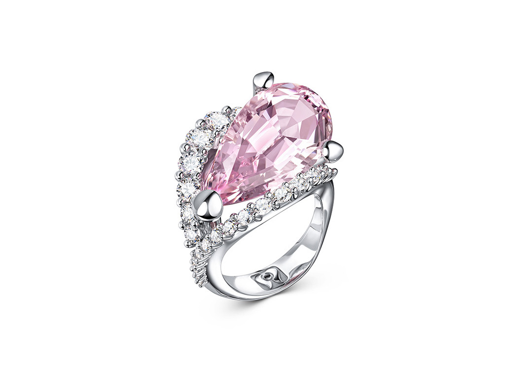 Ring with 14.86 carat Mozambique morganite ring set with diamonds in 18K white gold Image №1