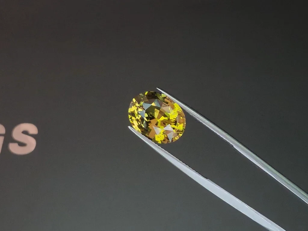 Chrysoberyl oval cut 6.65 carats, Sri Lanka Image №5