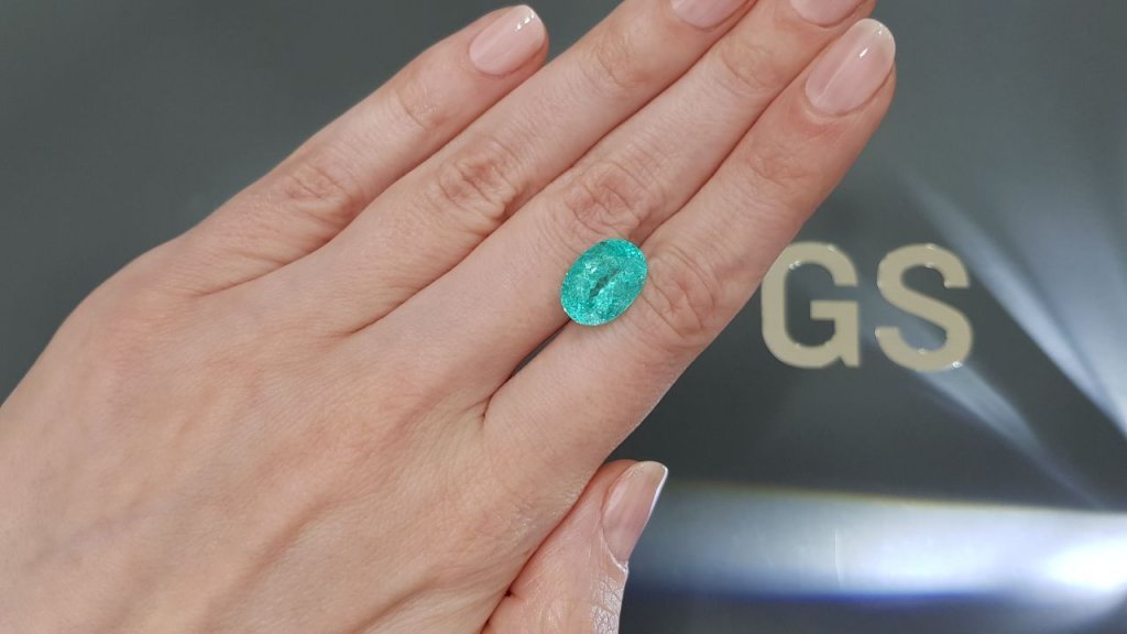 Neon greenish-blue Paraiba tourmaline in oval cut 6.11 carats, Mozambique Image №2