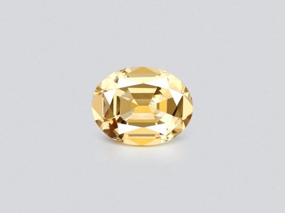 Yellow citrine precision cut oval 9.31 carats, Africa photo