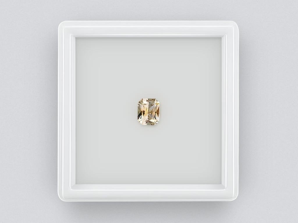 Yellow sapphire (Pastel Yellow) radiant cut 0.84 carats, Sri Lanka Image №1