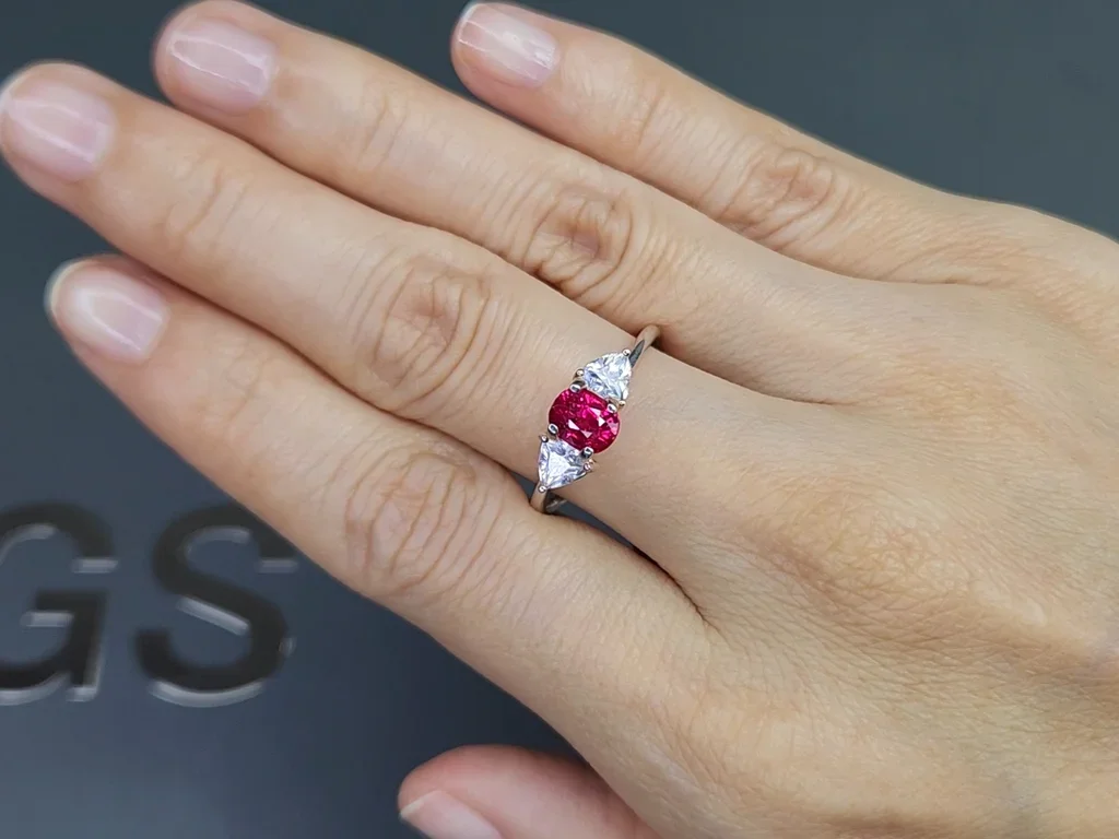 Unheated Pigeon blood ruby in oval cut 1.19 carats, Mozambique  Image №5