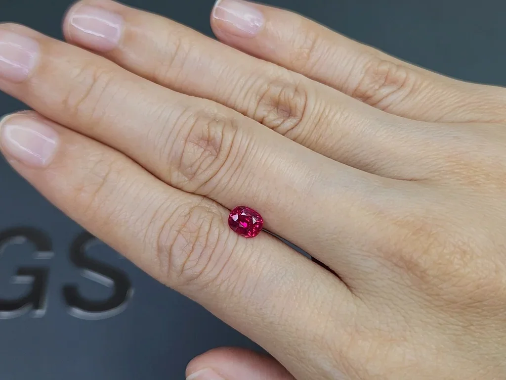 Unheated Pigeon blood ruby in oval cut 1.19 carats, Mozambique  Image №2