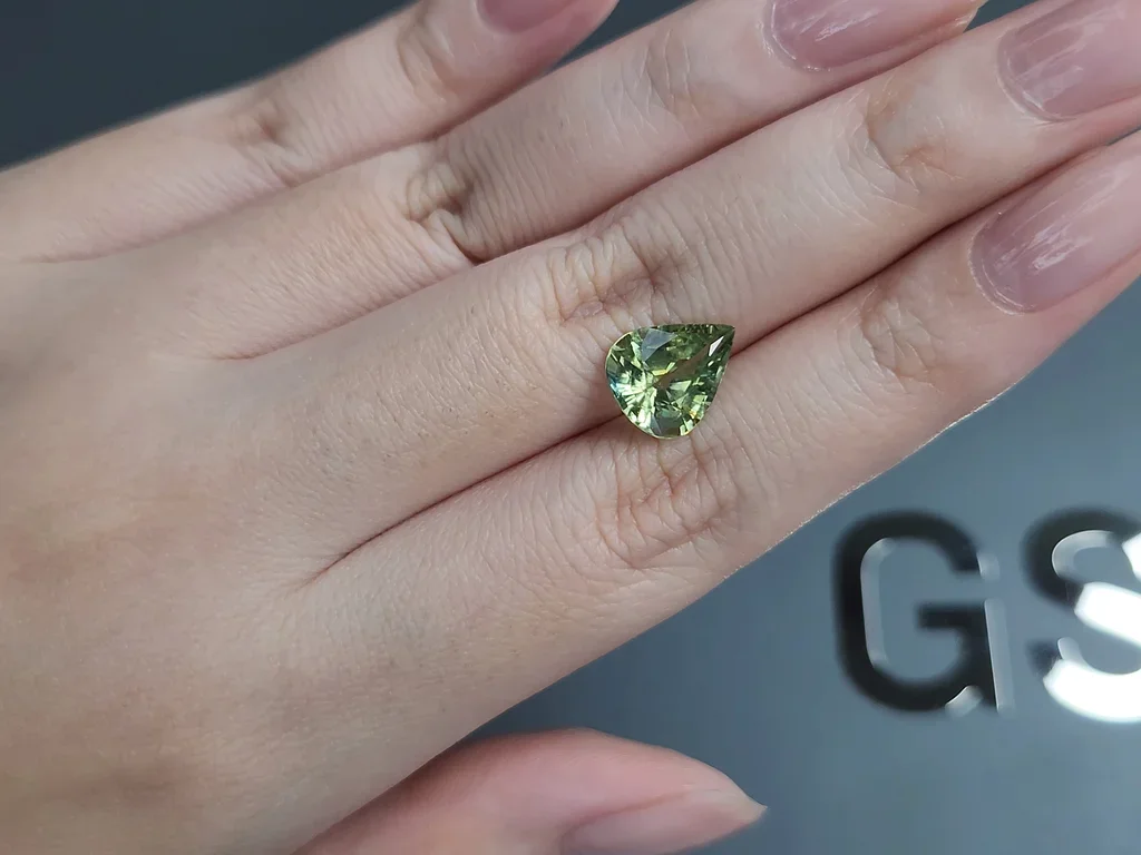 Unheated green sapphire in pear cut 3.85 carats, Madagascar  Image №2