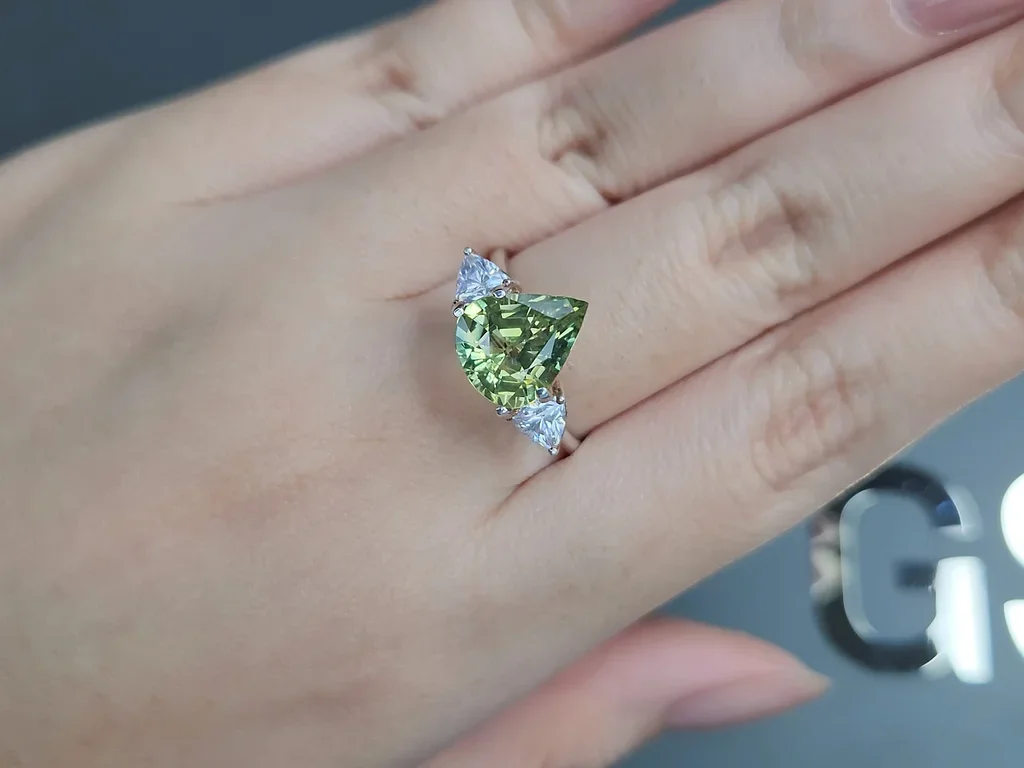 Unheated green sapphire in pear cut 3.85 carats, Madagascar  Image №5