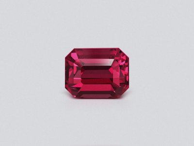Vivid pink spinel in octagon cut 3.07ct, Tanzania photo