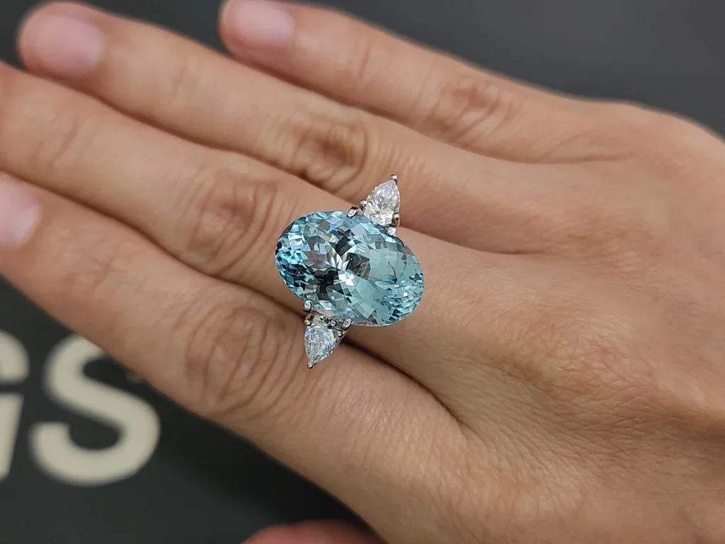 Aquamarine in oval cut 9.81 carats, Madagascar Image №5