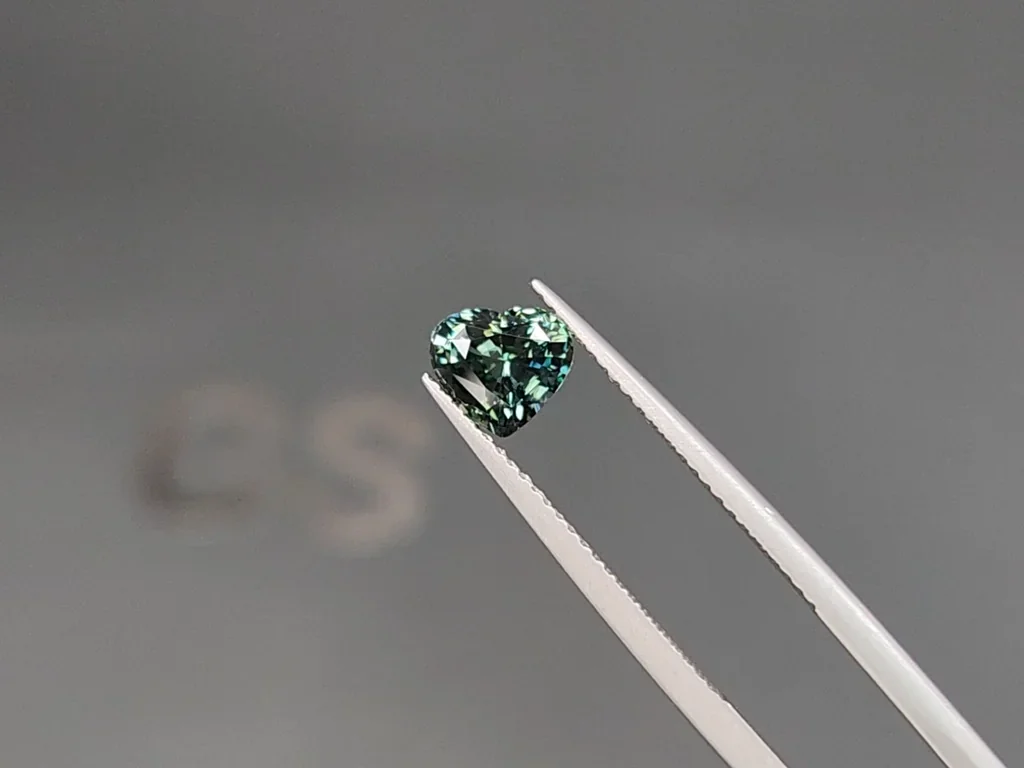 Unheated sapphir Teal heart shape 1.42 carats, Madagascar Image №3