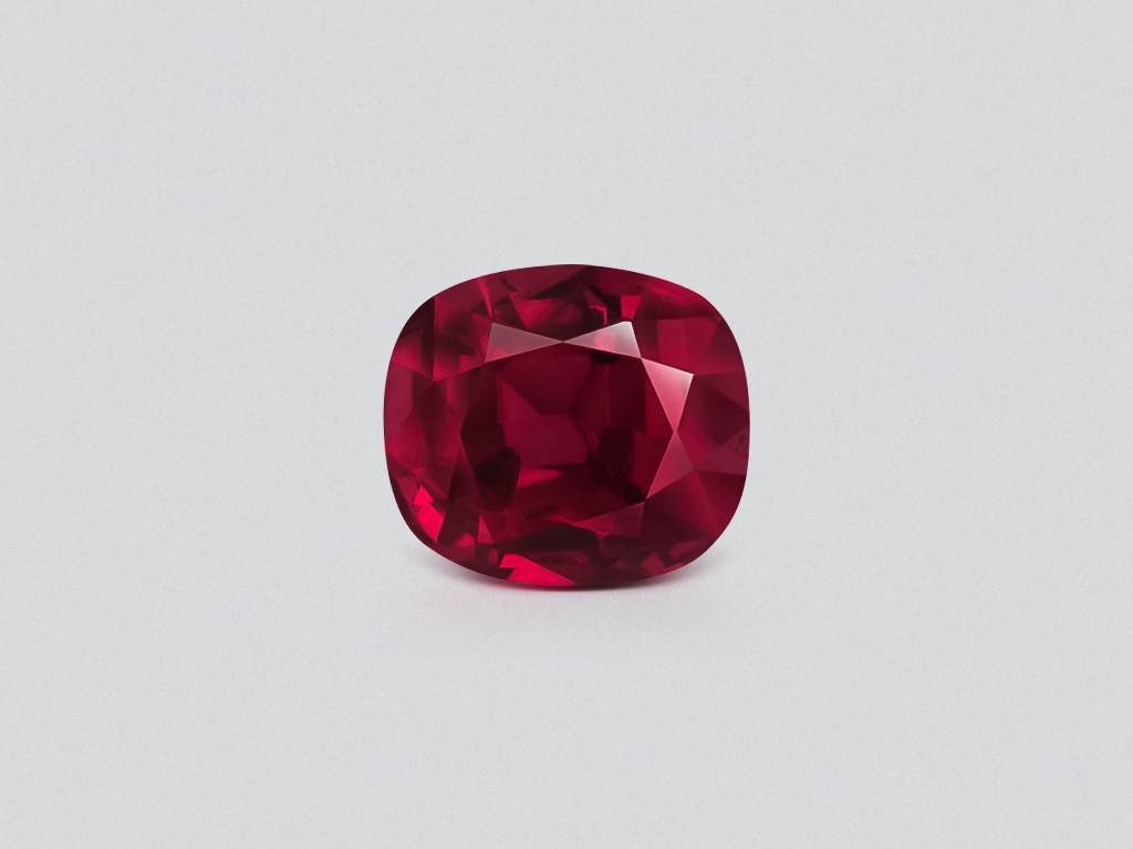 Unheated ruby Pigeon blood cushion cut 1.01 carats,  Burma Image №1