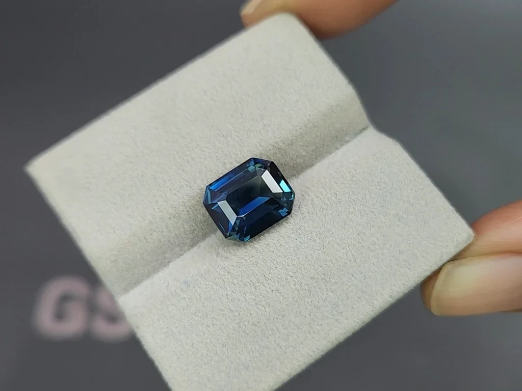 Unheated sapphire Teal octagon cut 6.19 carats, Madagascar Image №4