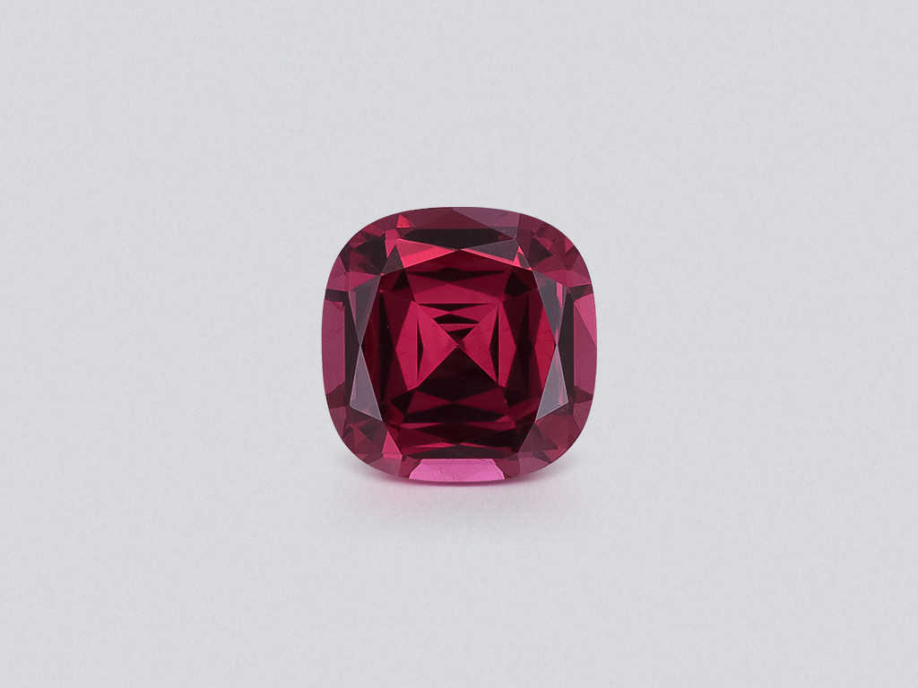 Garnet rhodolite cushion cut 1.66 carats, Madagascar Image №1