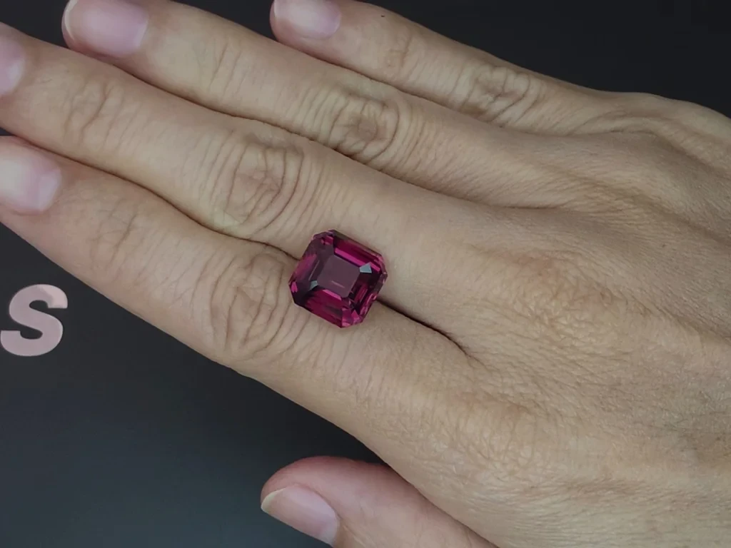Purple garnet asher cut 10.01 carats, Nigeria Image №2