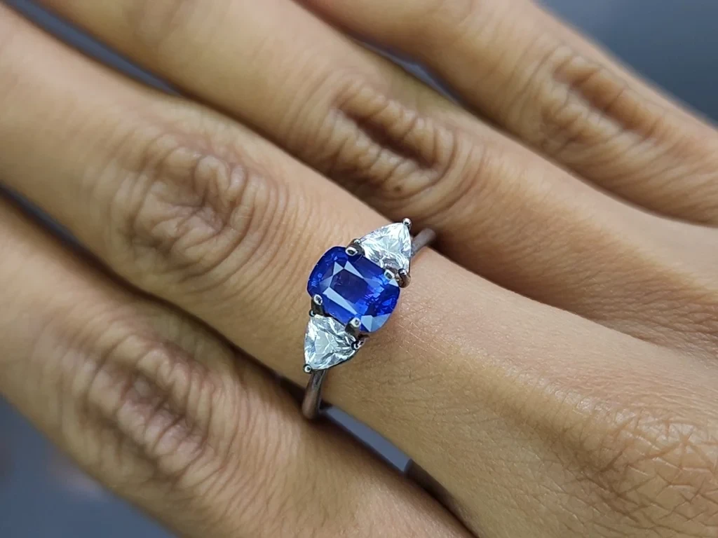 Sapphire Cornflower Blue cushion cut 1.27 carats, Sri Lanka Image №5