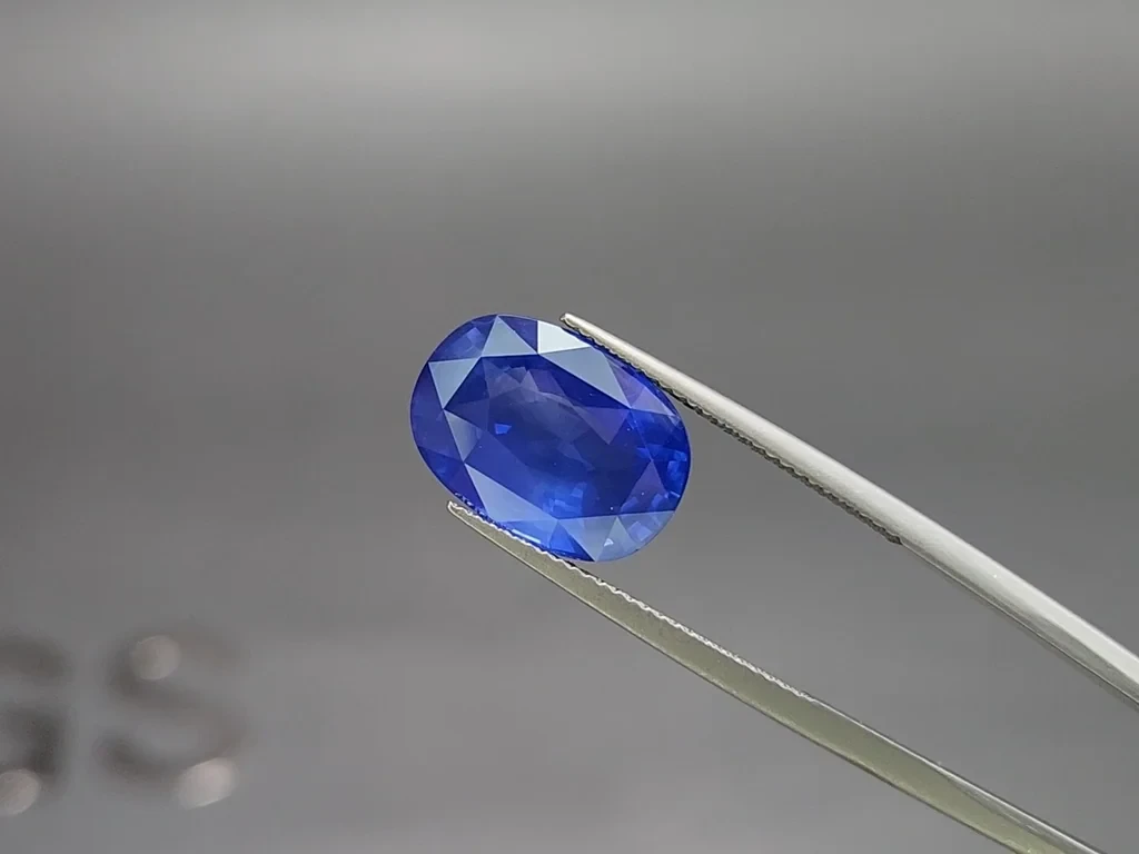 Sapphire Cornflower Blue oval cut 10.08 carats , Sri Lanka Image №3