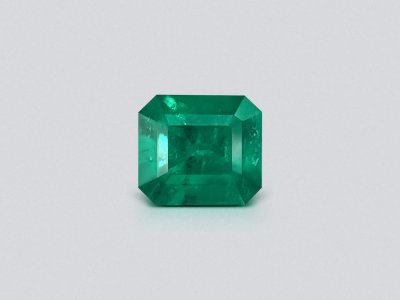 Vivid Green emerald octagon cut 1.25 ct, Colombia photo