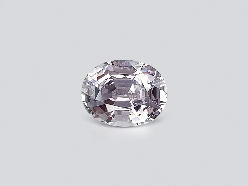 Steel gray spinel in oval cut 3.98 ct from Burma Image №1
