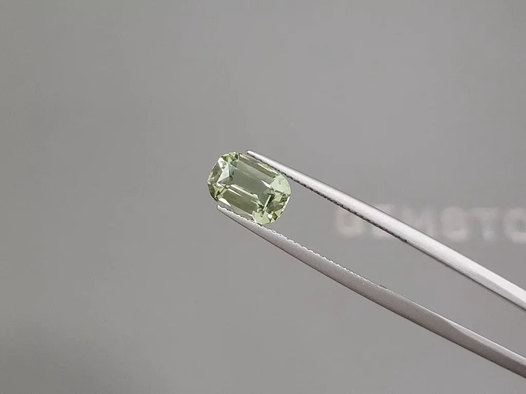 Mint green tourmaline in cushion cut 2.38 carats, Africa Image №3