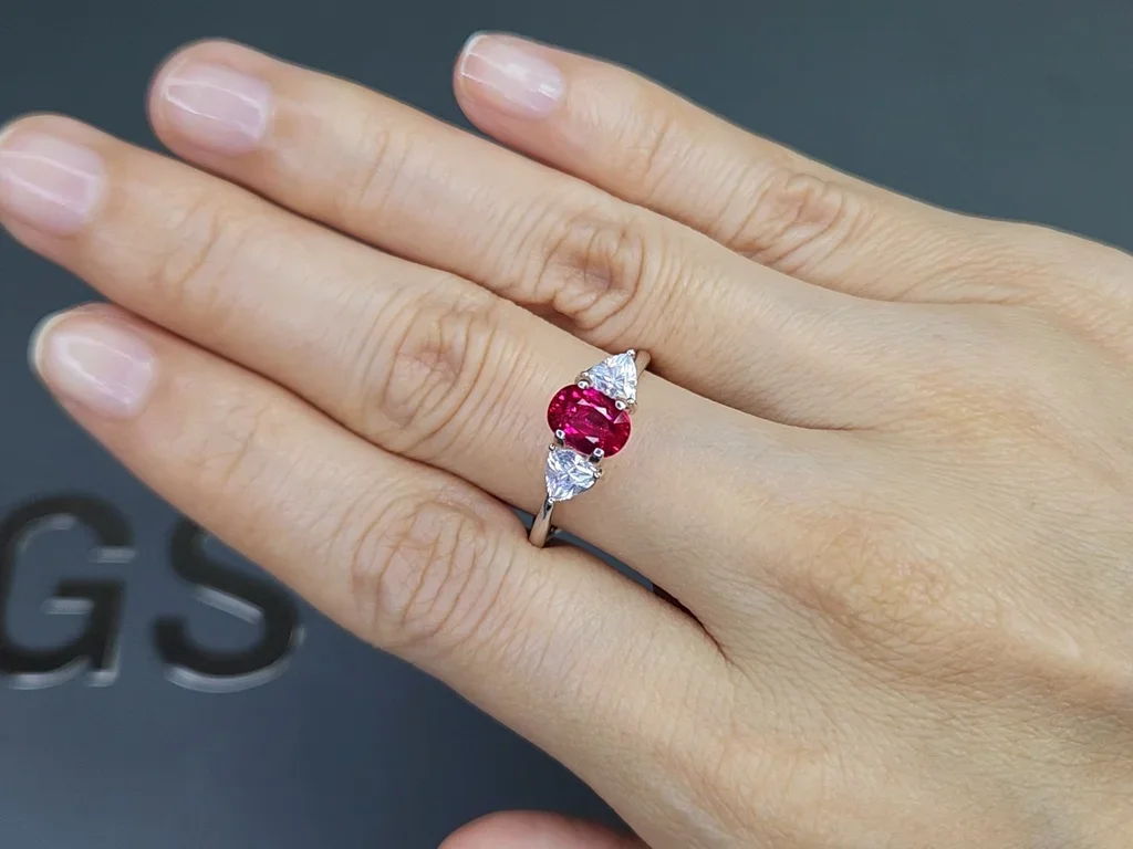 Unheated Pigeon blood ruby in oval cut 1.36 carats, Mozambique  Image №5