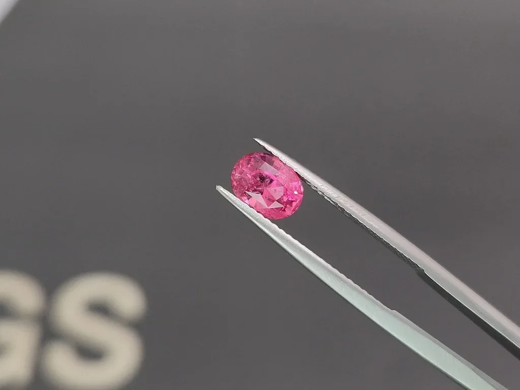 Vivid pink Mahenge spinel oval cut 1.58ct Tanzania Image №3