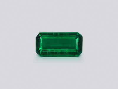 Emerald Vivid Green octagon cut 1.61 carats, Pakistan photo