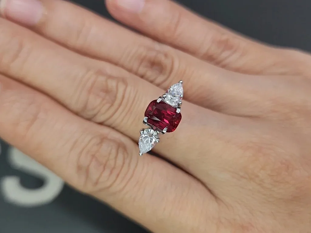 Unheated ruby cushion cut 2.07 carats, Tanzania Image №5