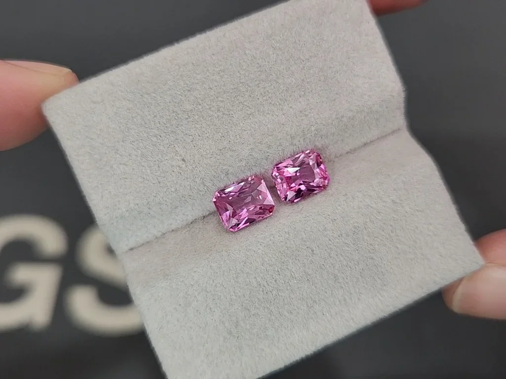 Pair of unheated sapphires Padparadscha radiant cut 2.34 carats, Madagascar Image №4
