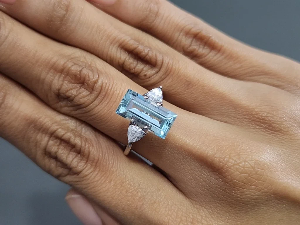 Aquamarine baguette cut 3.64 carats, Madagascar  Image №5