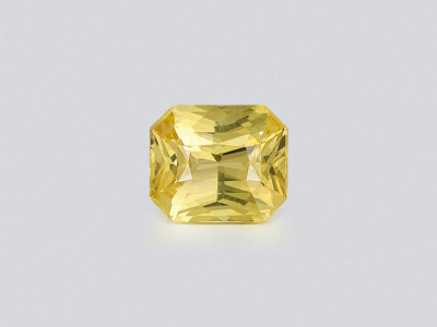 Sapphire Vivid Yellow radiant cut 1.63 carats, Sri Lanka photo