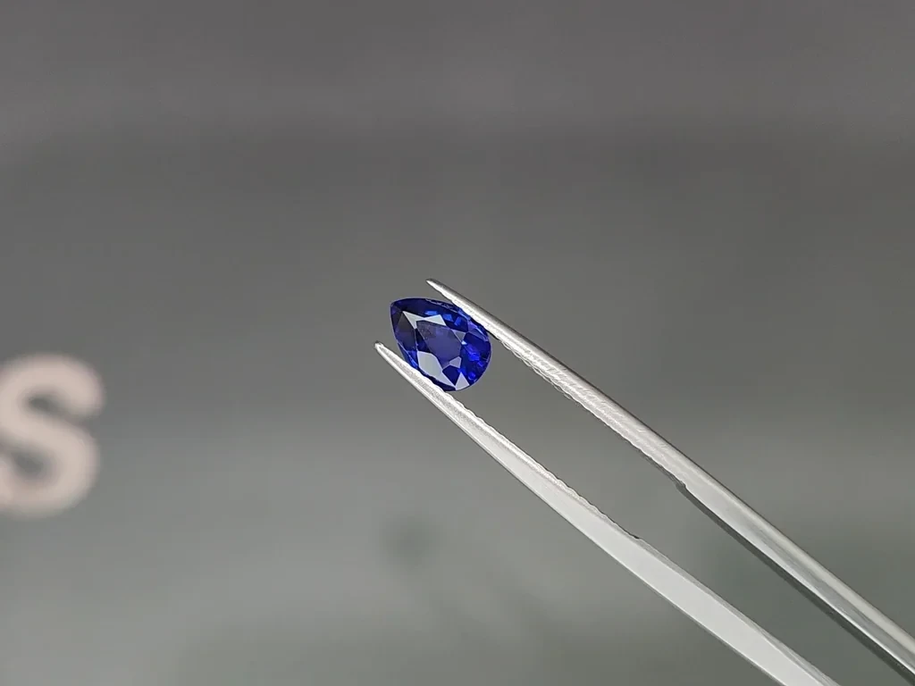 Sapphire Royal Blue pear cut 1.13 carats, Sri Lanka  Image №3