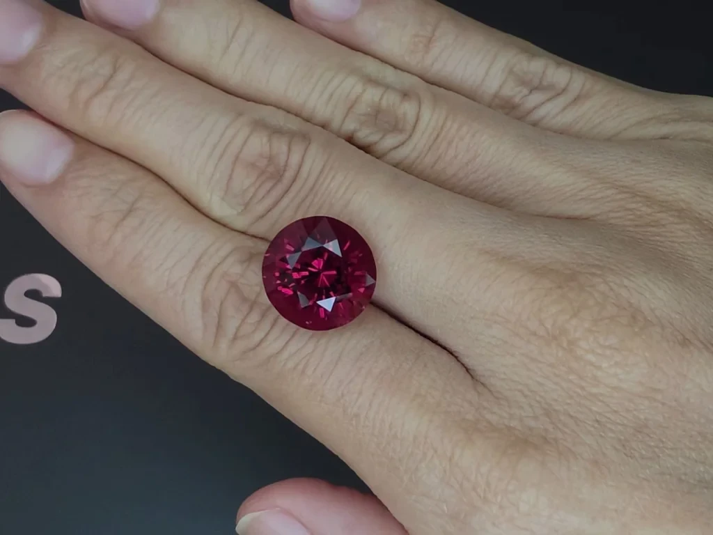 Rubellite tourmaline round cut 10.03 carats, Nigeria Image №2