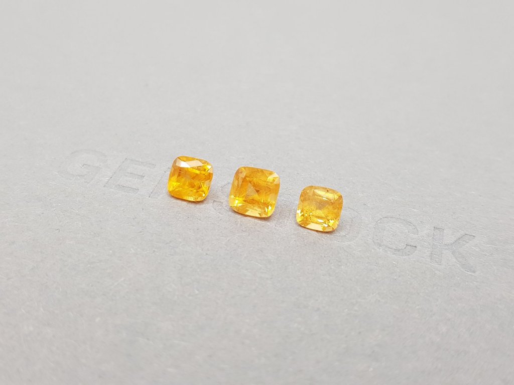 Set of three cushion cut spessartines 2.84 ct Image №3