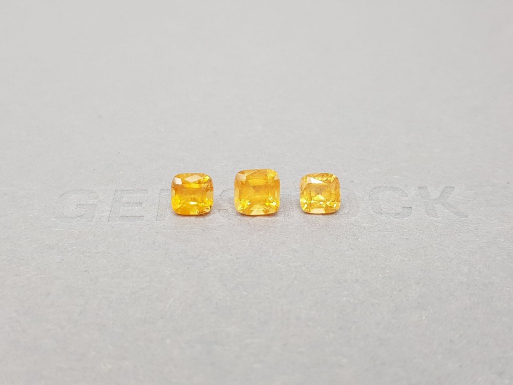 Set of three cushion cut spessartines 2.84 ct Image №1