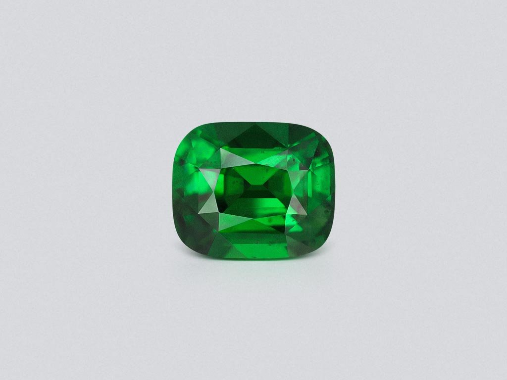 Green tsavorite garnet in cushion cut 2.58 carats, Tanzania  Image №1