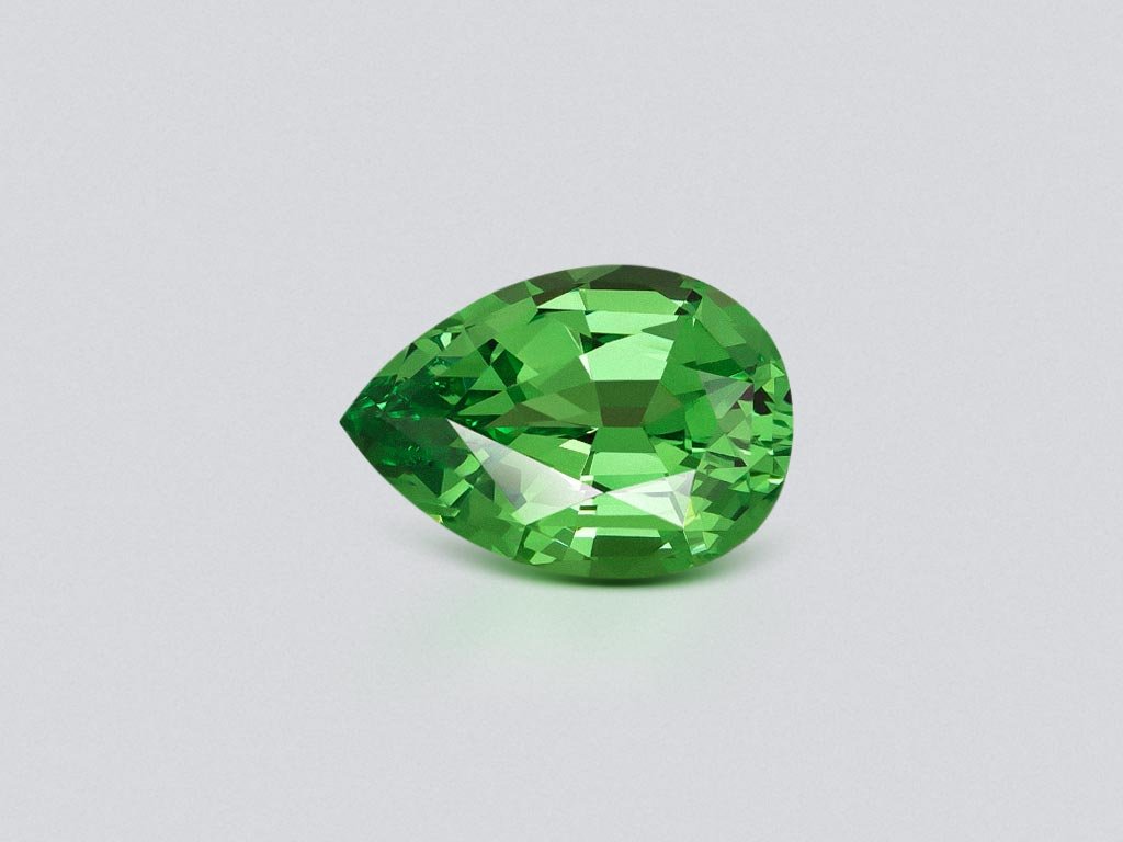Intense Green tsavorite garnet in pear cut 1.25 carats, Tanzania Image №1