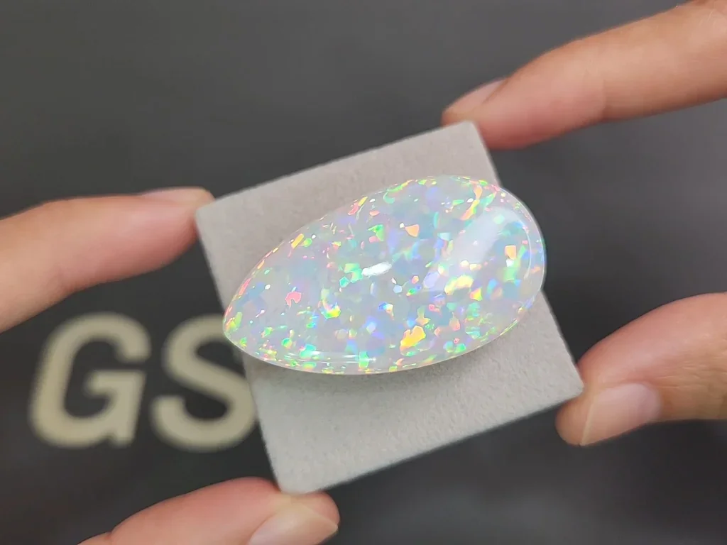 Large white opal pear cut 63.15 carats, Ethiopia Image №3