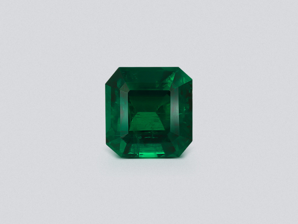 Emerald Vivid Green octagon cut 2.18 carats, Pakistan Image №1