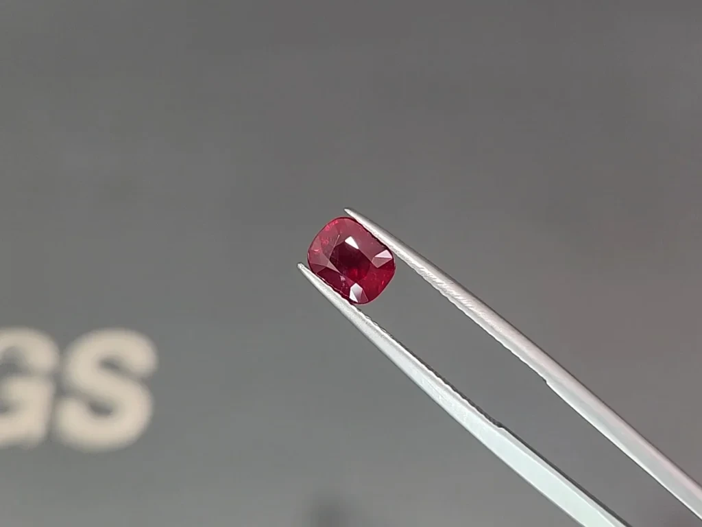 Unheated ruby Pigeon's blood cushion cut 1.36 carats, Burma  Image №3
