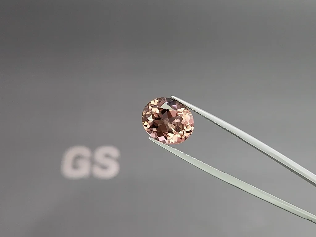 Tourmaline pink orange oval cut 6.33 carats, Africa Image №3