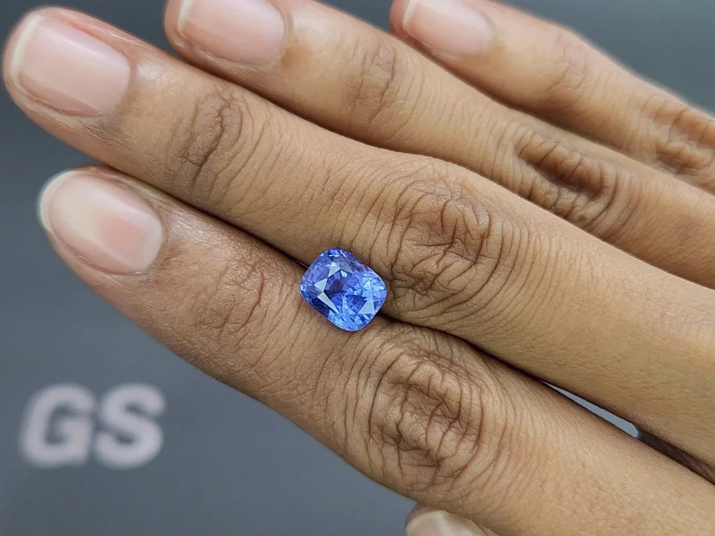 Unheated sapphire cushion cut 3.61 carats, Sri Lanka Image №2