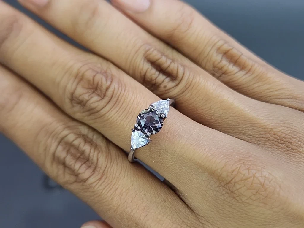 Sapphire color change round cut 1.62 carats, Sri Lanka Image №8