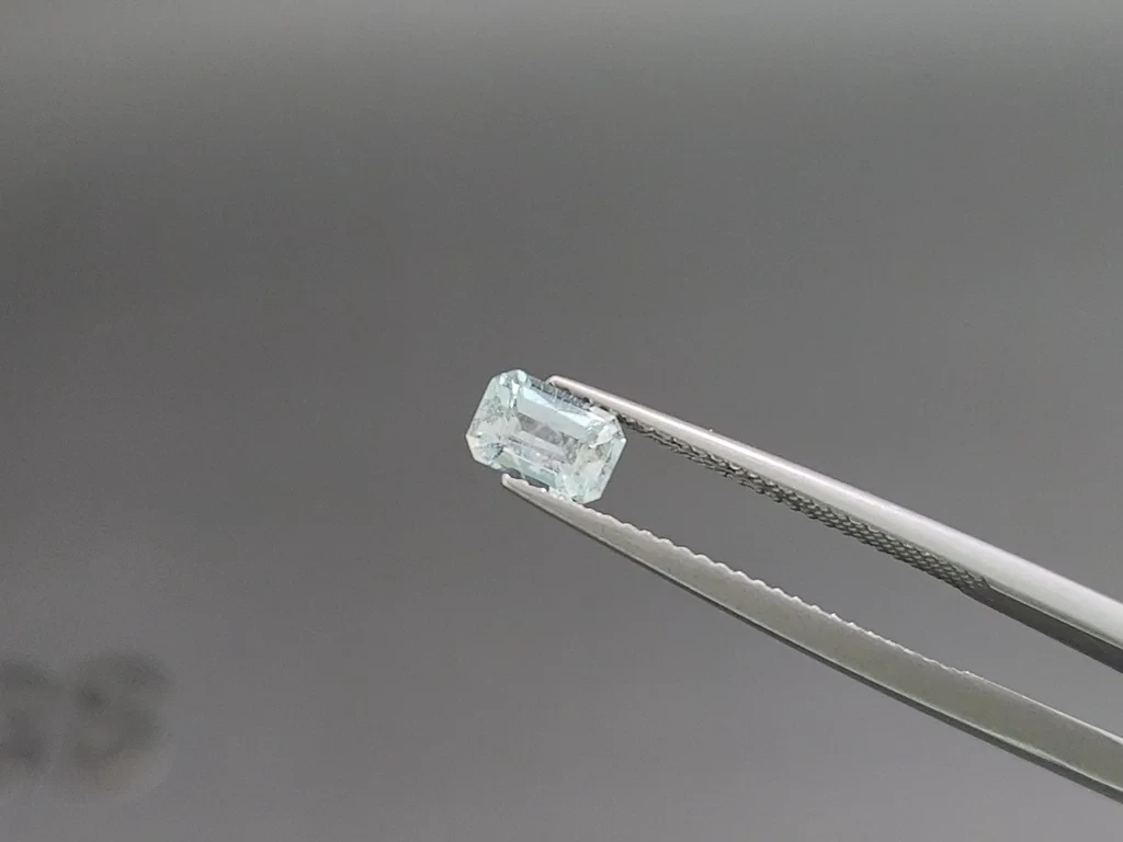 Aquamarine octagon cut  0.57 carats, Madagascar  Image №3