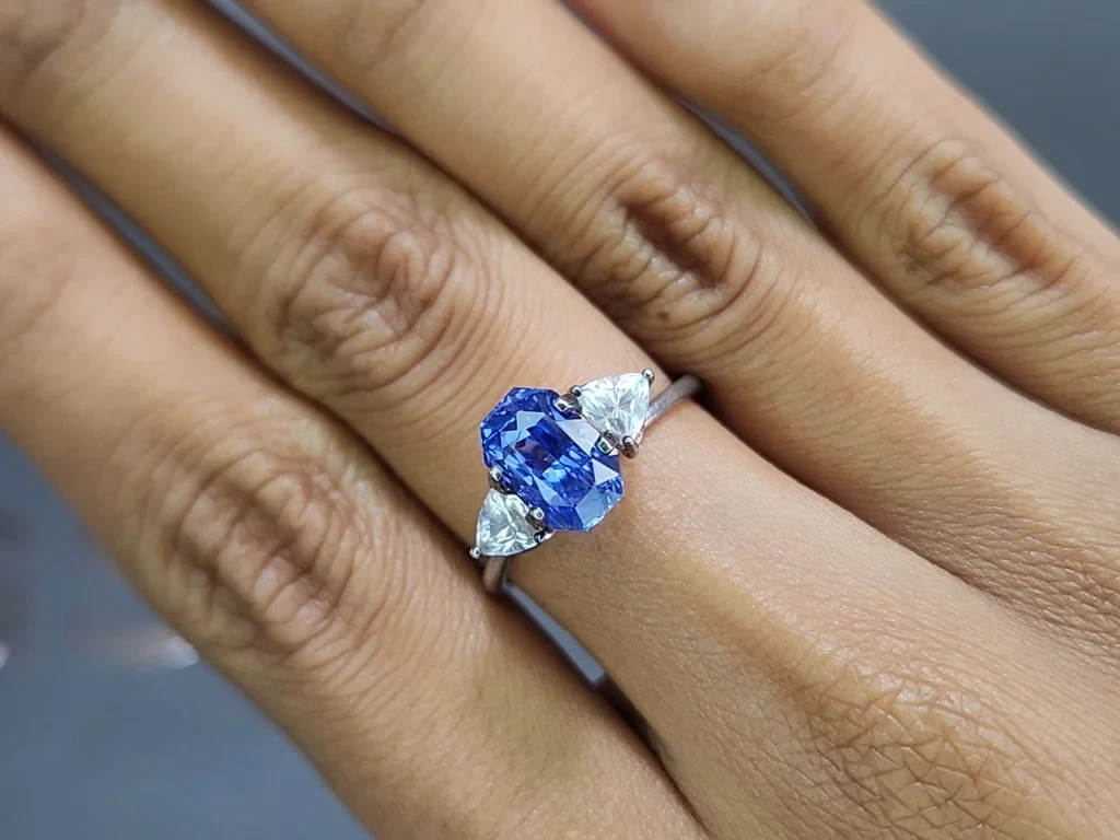 Sapphire Cornflower Blue radiant cut 3.45 carats,Sri Lanka Image №5