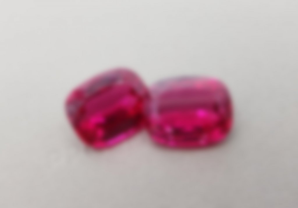 Red pair spinel Mahenge 35+ ct. Gübelin: Tanzania Image №1