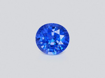 Unheated Cornflower Blue sapphire in oval cut 3.16 carats, Sri Lanka  photo