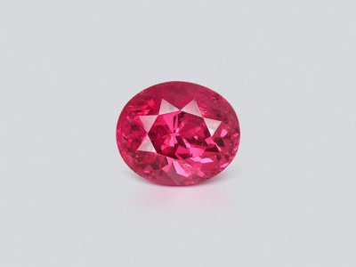 Spinel Mahenge hot pink oval cut 1.98 carats, Tanzania photo