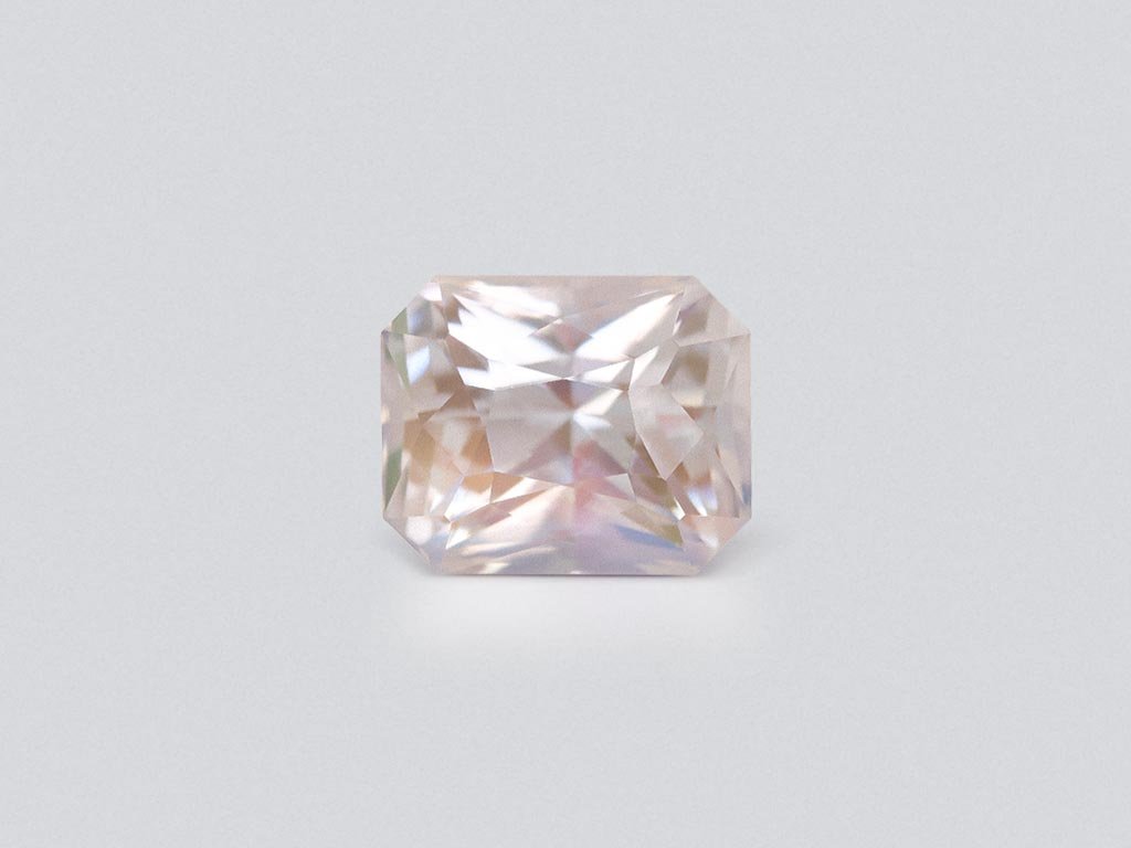 Rainbow moonstone in radiant cut 10.82 carats, Madagascar Image №1