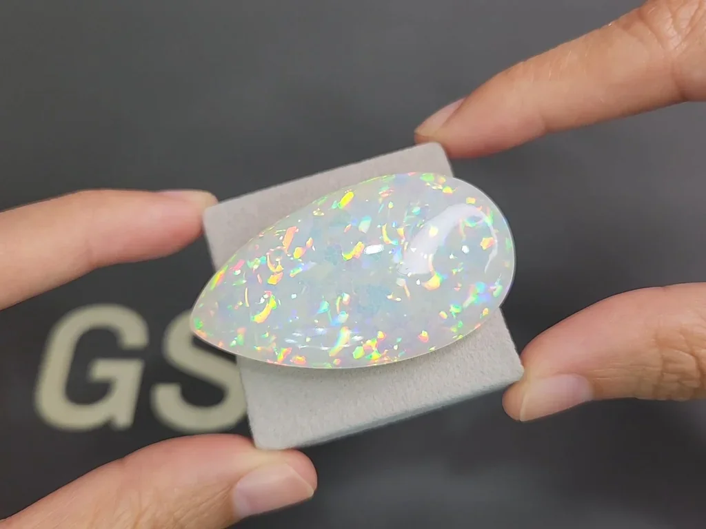 Large white opal pear cut 79.30 carats, Ethiopia Image №3