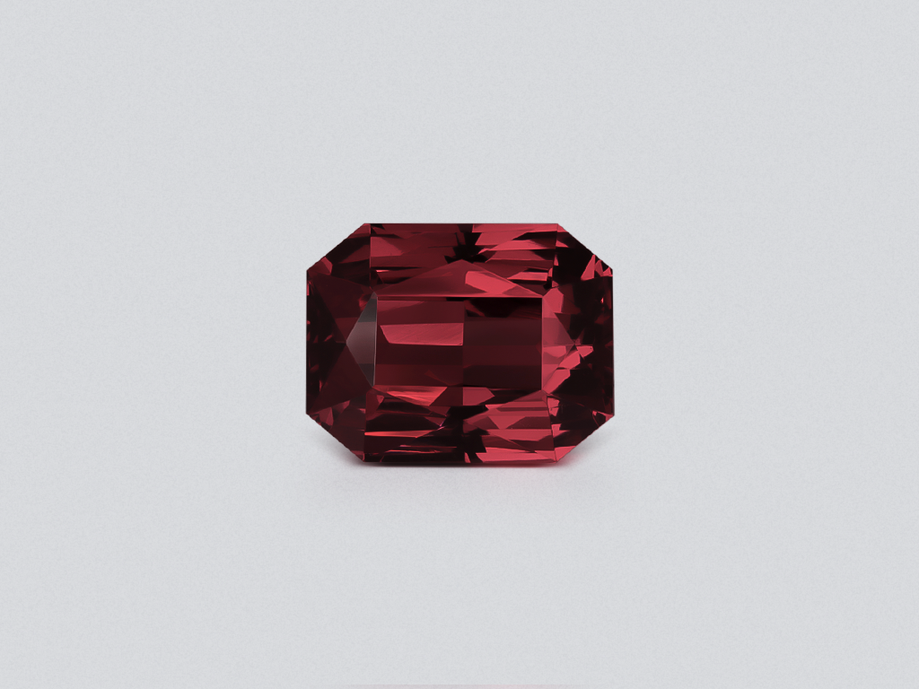 Malaya garnet octagon cut 4.62 carats, Tanzania  Image №1