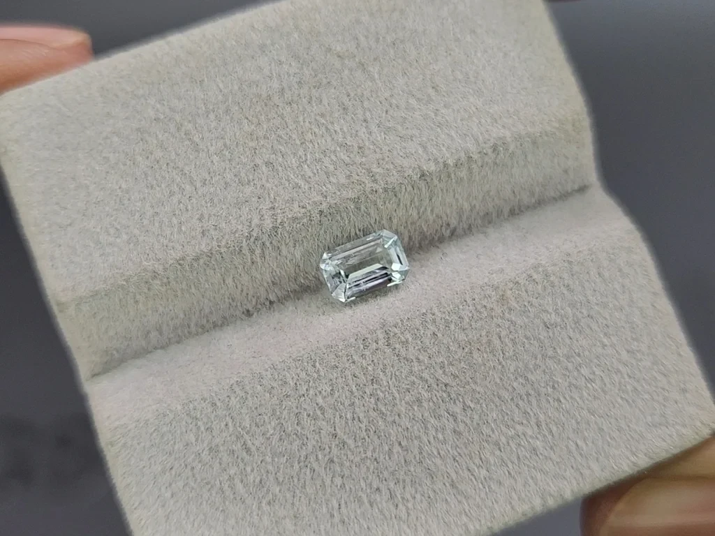 Aquamarine octagon cut 0.53 carats, Madagascar  Image №4