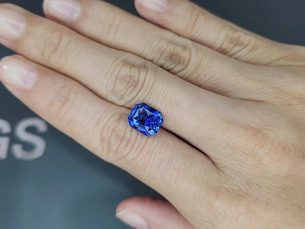 Blue sapphire radiant cut 4.08 carats, Sri Lanka Image №2